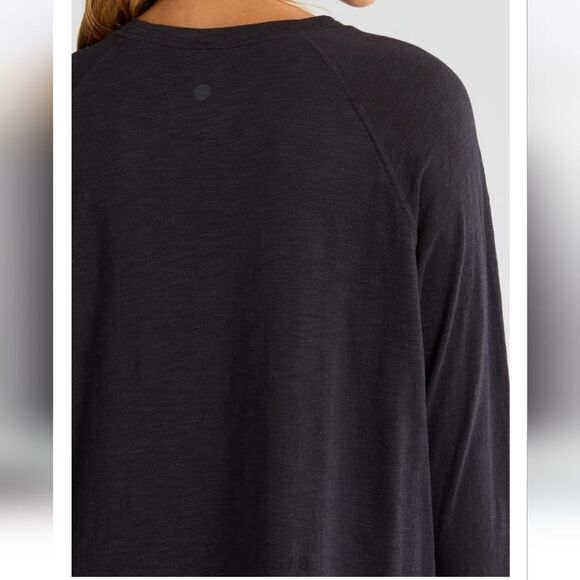 NWOT Zella Relaxed Washed 2.0 Long Sleeve Slub Tee - Picture 6 of 9